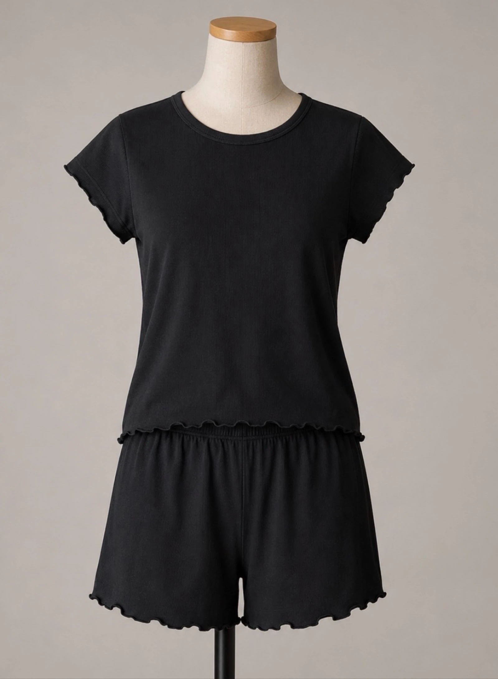 Pijama Primark negro – Nuevo sin estrenar 